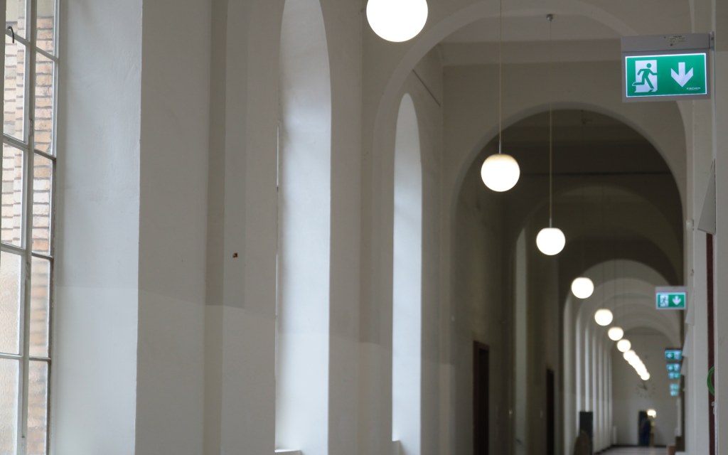 Referenz Notbeleuchtung Kunstakademie Düsseldorf Etage